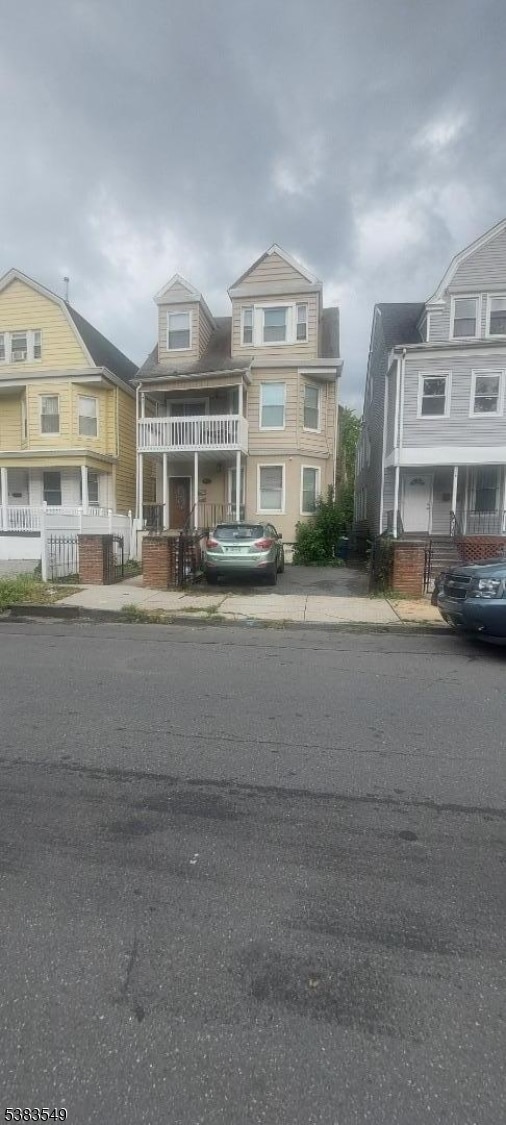 property at 180 N 16th St