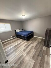 4535 Stonestreet Rd in Louisville, KY - Building Photo - Building Photo