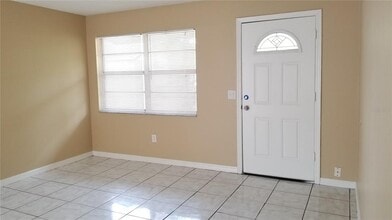 3760 135th Ave N in Largo, FL - Building Photo - Building Photo
