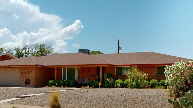 2312 19th St in Alamogordo, NM - Building Photo - Building Photo