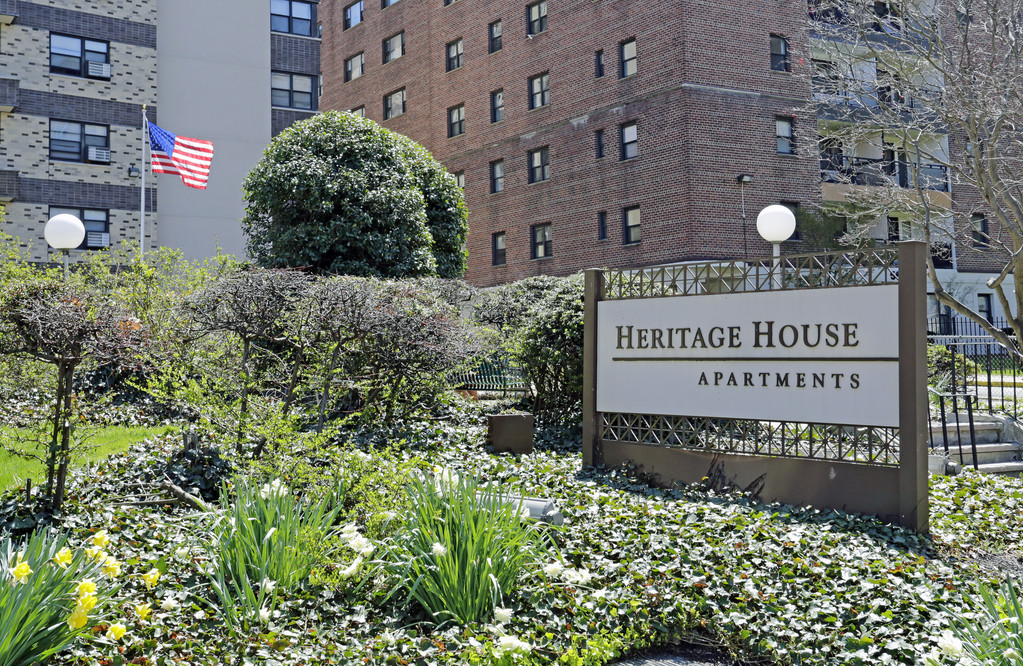 heritage-house-senior-apartments-in-east-orange-nj