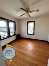 3153 N Long Ave in Chicago, IL - Building Photo - Building Photo