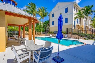 475 Juno Dunes Way in Juno Beach, FL - Foto de edificio - Building Photo