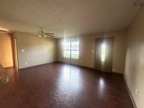 2828 Newsom Cir in Wichita Falls, TX - Building Photo - Building Photo