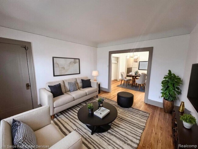 825 Beaconsfield Ave, Unit 2N in Grosse Pointe Park, MI - Building Photo - Building Photo