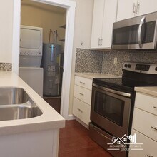 527 E Kiowa St in Colorado Springs, CO - Building Photo - Building Photo