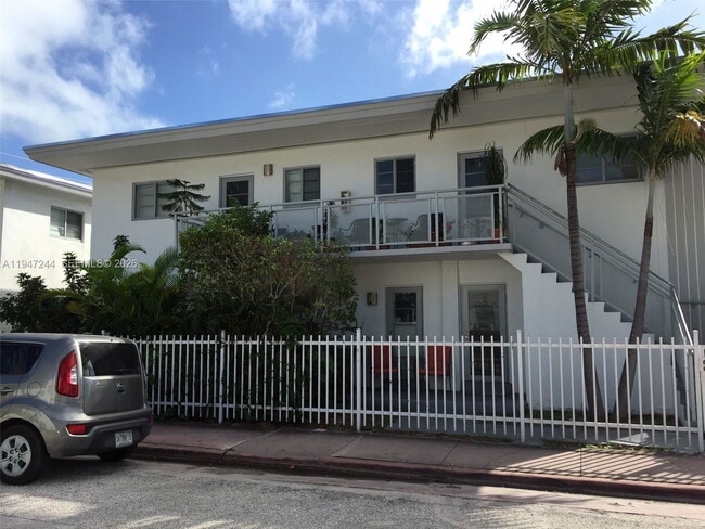 property at 1050 7th St