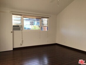 3127 18th St in Santa Monica, CA - Building Photo - Building Photo