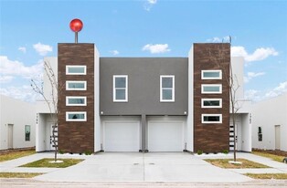1704 W B St, Unit Rm 2 in Mission, TX - Building Photo
