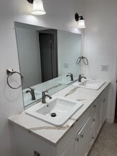 931 E La Palma Dr in Inglewood, CA - Building Photo - Building Photo