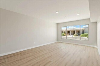 3360 Landon Dr W in Bullhead City, AZ - Building Photo - Building Photo