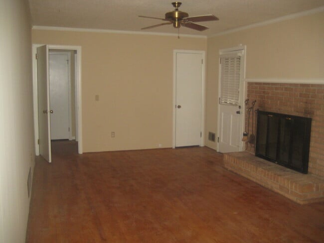 131 Valcour Rd in Columbia, SC - Building Photo - Building Photo