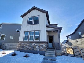 9882 Monte Vista Ave in Littleton, CO - Building Photo