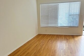 1311 Berkeley St in Santa Monica, CA - Foto de edificio - Building Photo