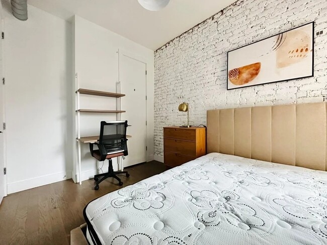 22 Granite St in Brooklyn, NY - Building Photo - Building Photo