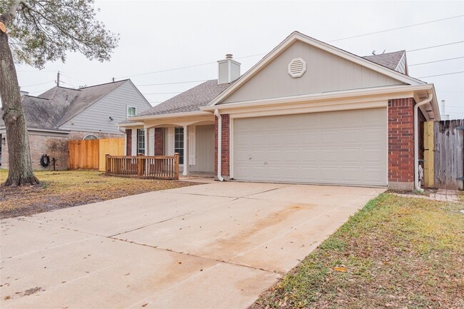 property at 8926 Sunny Point Dr