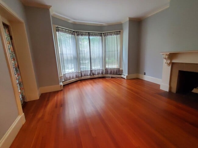 property at 19 Regent Cir