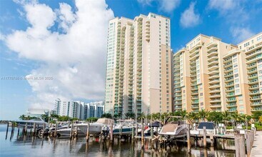 3330 NE 190th St, Unit 2019 in Aventura, FL - Building Photo - Building Photo