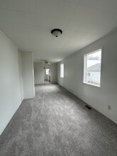 117 Grove St in Sebewaing, MI - Foto de edificio - Building Photo