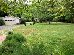 695 Harmony Rd in Jackson Township, NJ - Building Photo - Building Photo