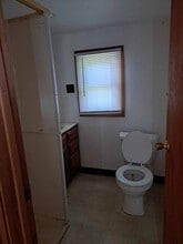 114 W Garfield St in Freeport, IL - Building Photo - Building Photo