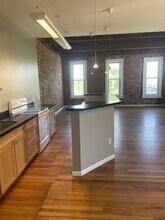 46 S 2nd St, Unit A in Newark, OH - Building Photo - Building Photo