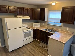 4476 3rd St, Unit A in Columbiaville, MI - Building Photo - Building Photo