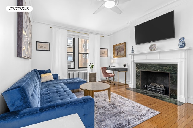 property at 135 W 58th St