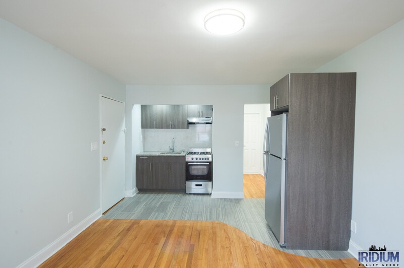 296-310-310 S Harrison St in East Orange, NJ - Building Photo