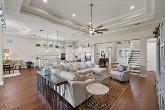 4926 Andros Dr in Naples, FL - Building Photo - Building Photo