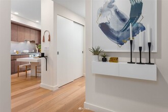 121 Stewart St in Seattle, WA - Building Photo - Building Photo