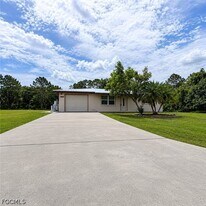 11430 Alligator St in Punta Gorda, FL - Building Photo