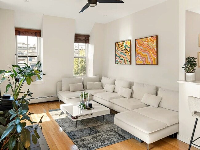 property at 33 E Concord St