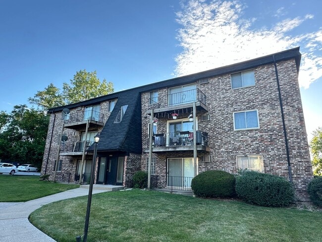 property at 1005 194th St