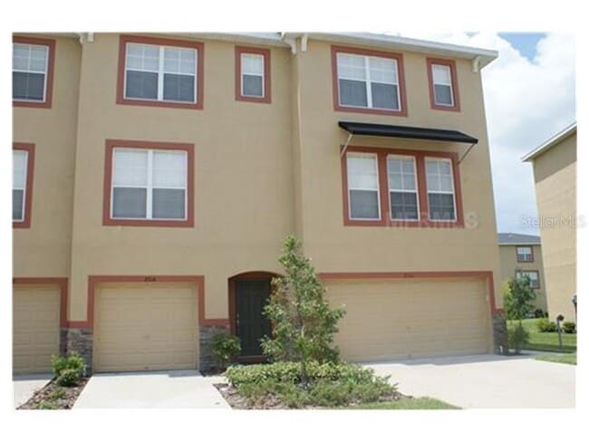 property at 2514 Lexington Oak Dr