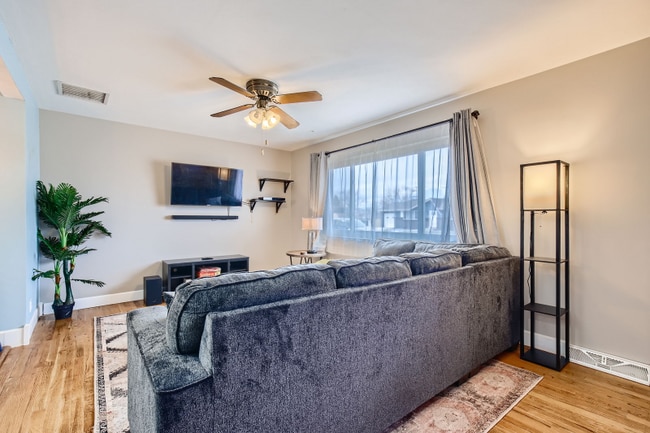 6614 Gray St in Arvada, CO - Building Photo - Building Photo