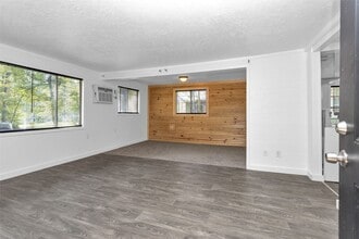 5683 Cessna Dr in Montgomery, TX - Building Photo - Building Photo