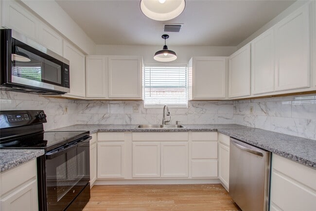 property at 3514 Quail Meadow Dr