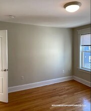 12 Tuckerman St in Boston, MA - Building Photo - Building Photo