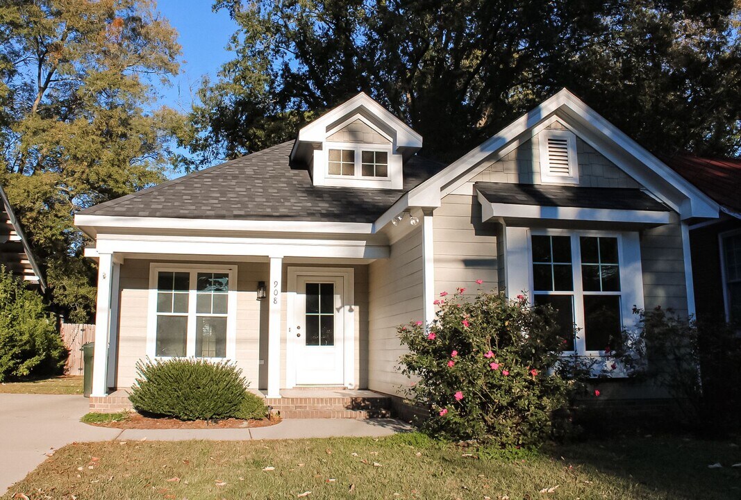 908 Branch St NW in Wilson, NC - Building Photo