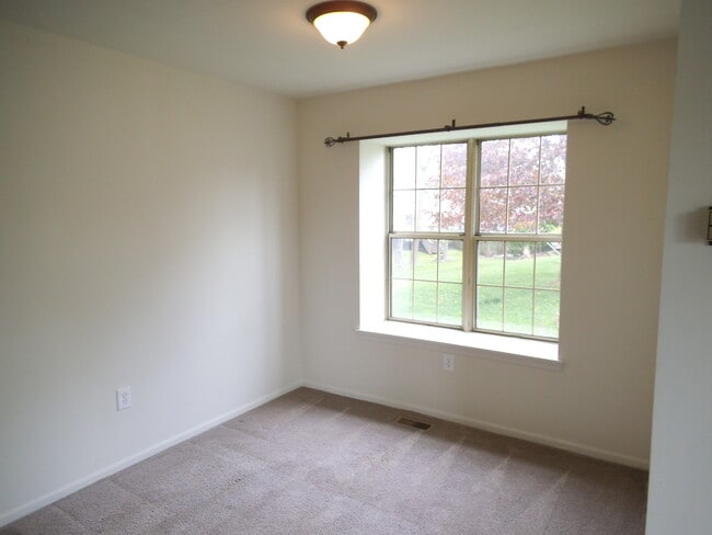 322 Kent Ln in Perkasie, PA - Building Photo - Building Photo