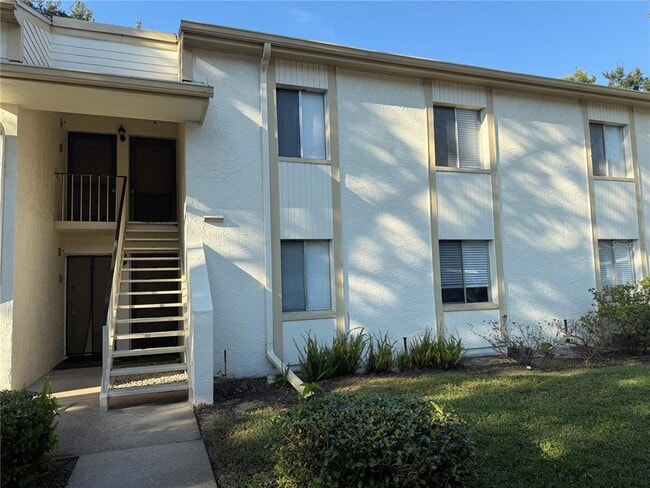 property at 208 Palmetto Ct