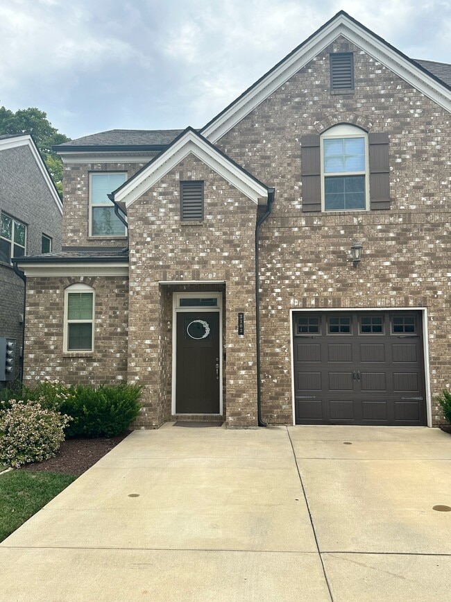 property at 3103 Defilade Dr