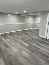 7441 Farmstead Rd in Liverpool, NY - Building Photo - Building Photo