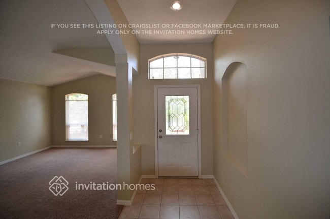 1447 Baythorn Dr in Zephyrhills, FL - Building Photo - Building Photo