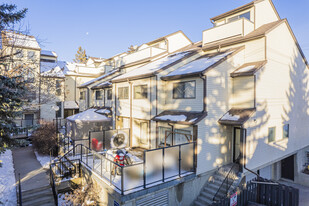 Killarney Mews Apartments