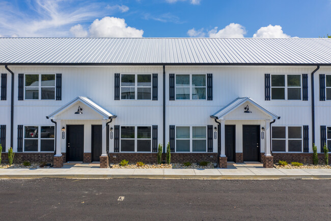 Coleson Creek in Sevierville, TN - Foto de edificio - Building Photo