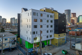 Flyover Block in Calgary, AB - Building Photo - Building Photo