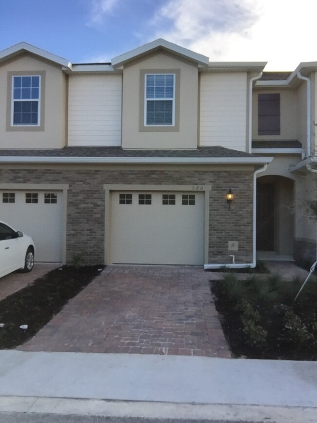 580 Prospect Point in Oviedo, FL - Building Photo - Building Photo