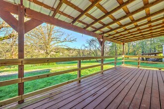 2018 Tooles Bend Rd in Knoxville, TN - Building Photo - Building Photo